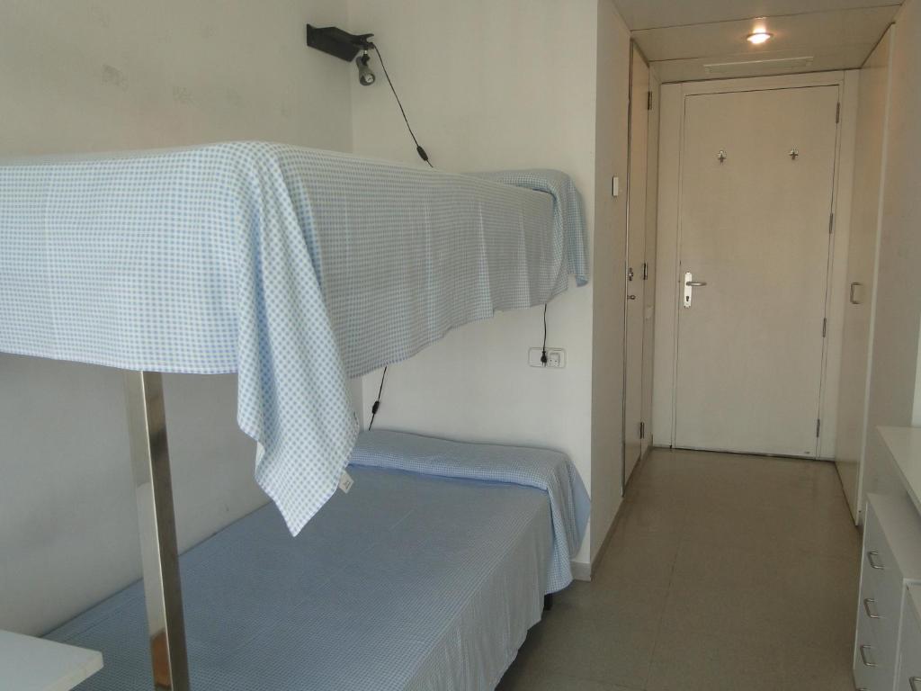 Отель Residencia Universitaria Sant Joan Реус Номер фото